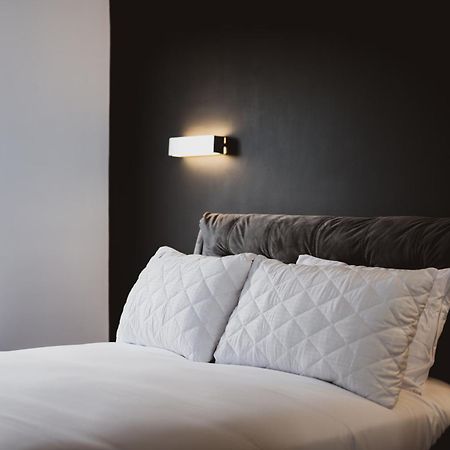 Luxury Apartment By Ocean Village Marina Southampton Luaran gambar