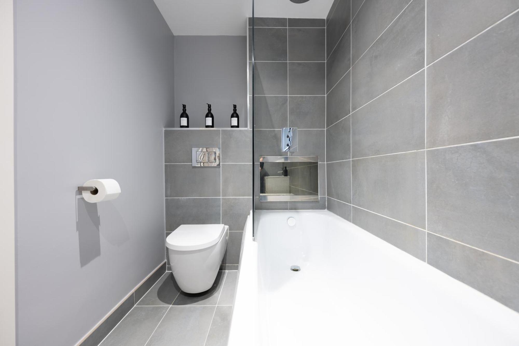 Luxury Apartment By Ocean Village Marina Southampton Luaran gambar